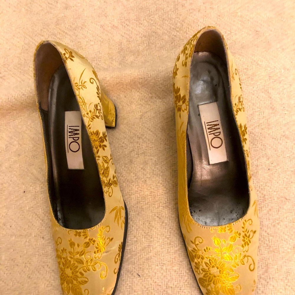 Satin heels, good condition, worn once or twice indoors, leather outer sole